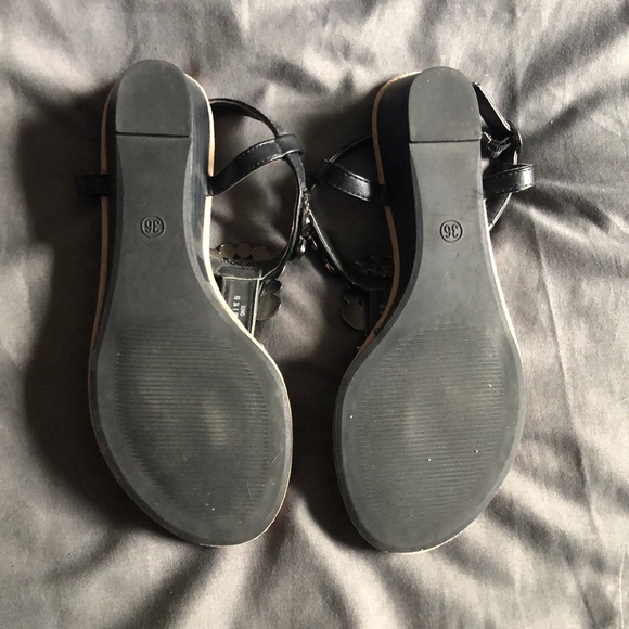 Alfred Sung Sandals - Picture 4 of 5